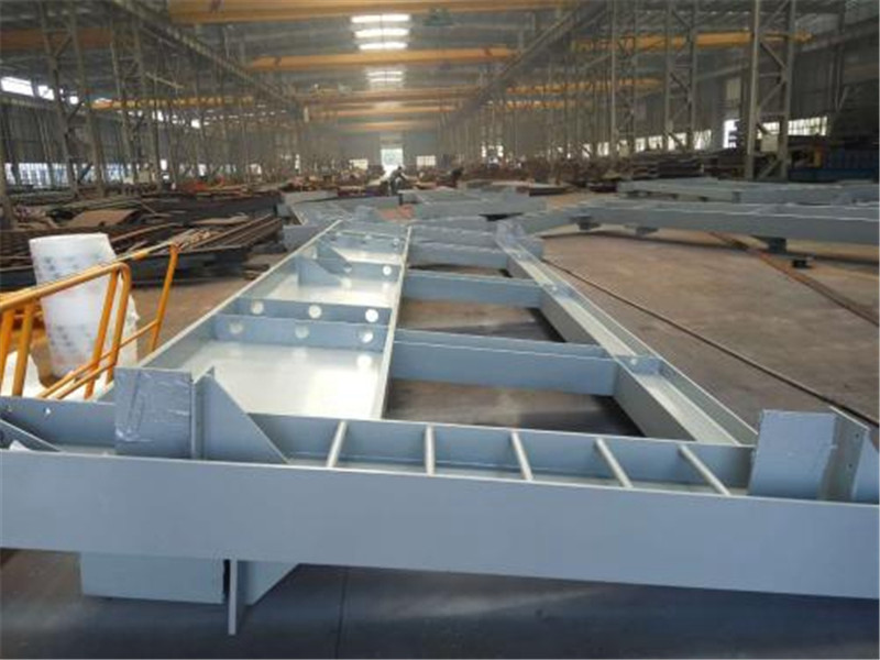 Correct sequence of installation of steel structure slabs