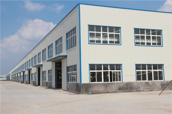 large span warehouse