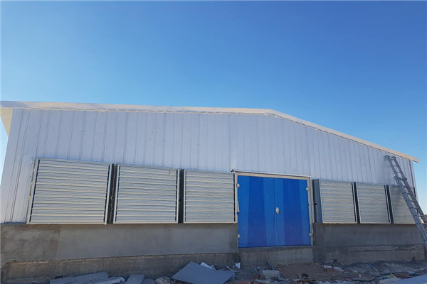 poultry farm shed