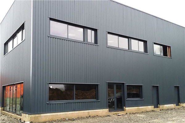 Pre-Engineered Structural Steel Warehouse Buildings